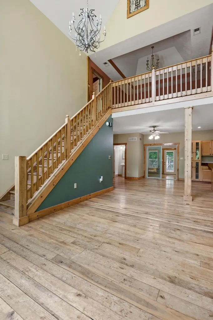 1840 Pleasant Valley Road Bradfordsville KY 40009