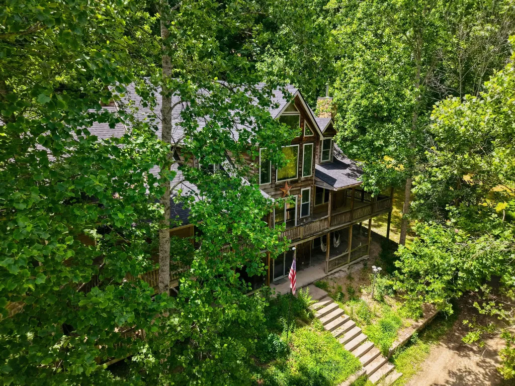 1840 Pleasant Valley Road Bradfordsville KY 40009
