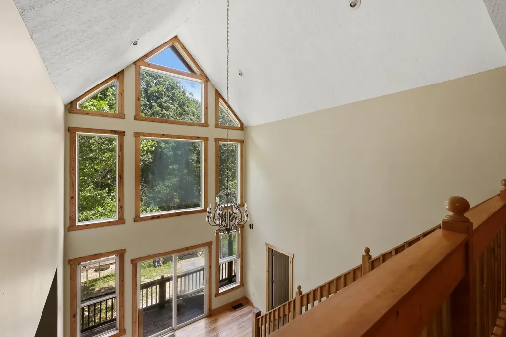 1840 Pleasant Valley Road Bradfordsville KY 40009