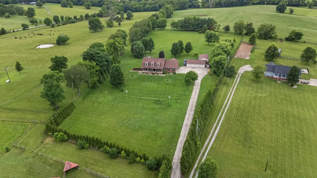 876 Sebree Road Stamping Ground KY 40379