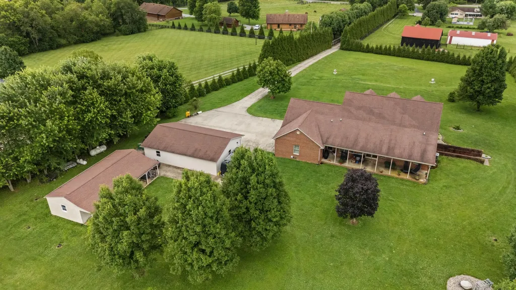 876 Sebree Road Stamping Ground KY 40379