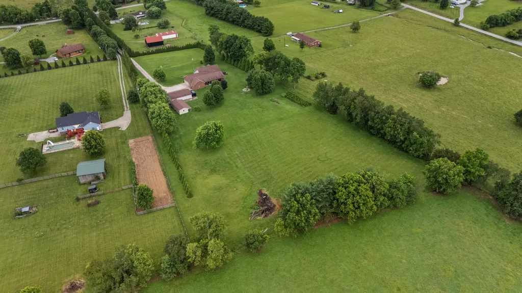 876 Sebree Road Stamping Ground KY 40379