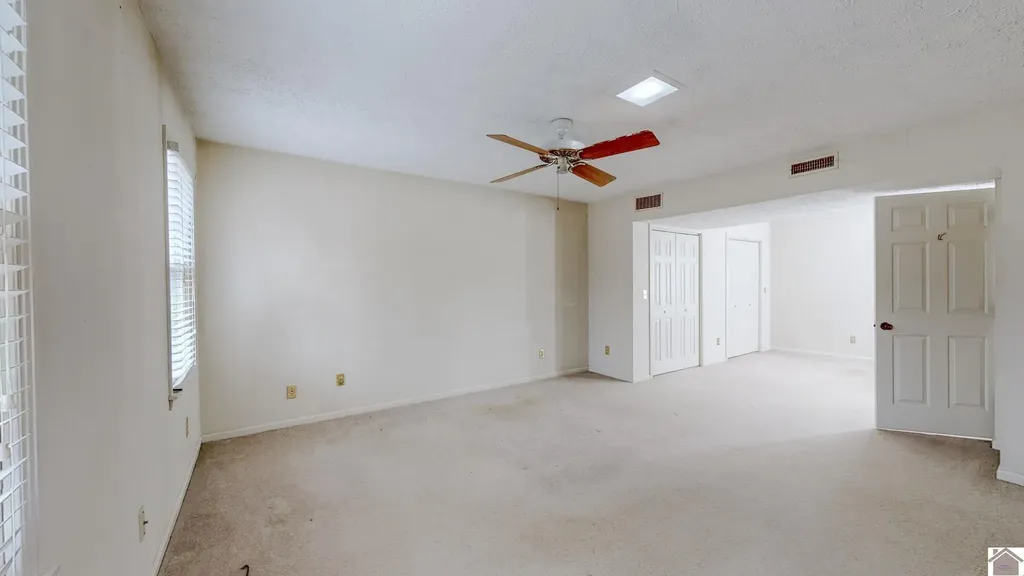 1551 Oxford Drive Murray KY 42071