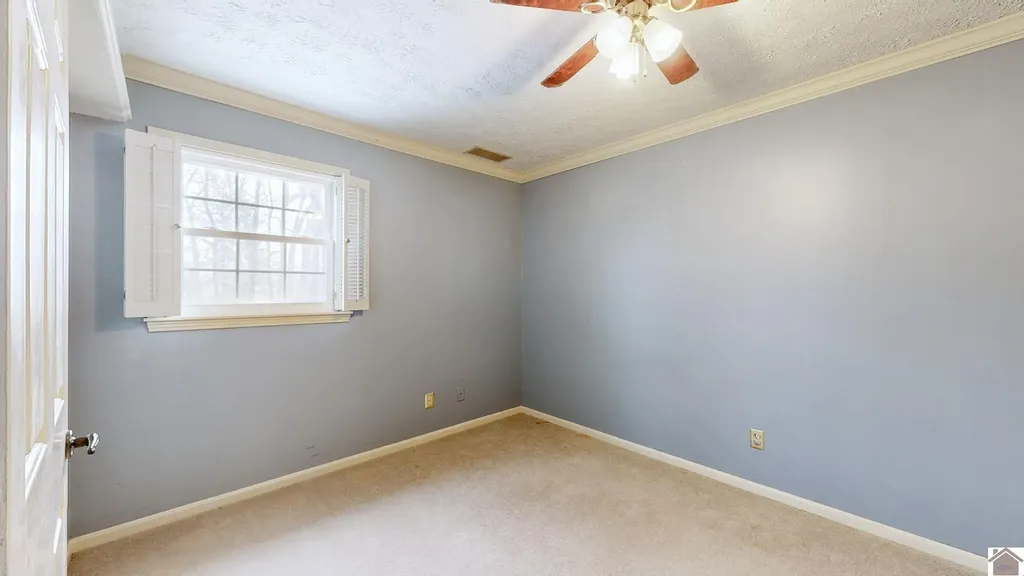 1551 Oxford Drive Murray KY 42071