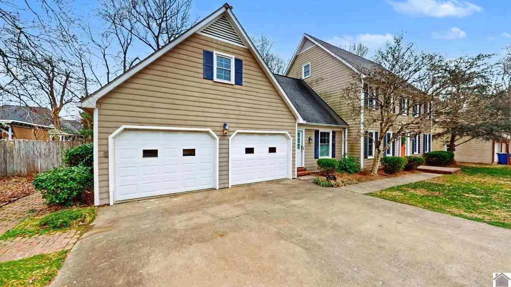 1551 Oxford Drive Murray KY 42071
