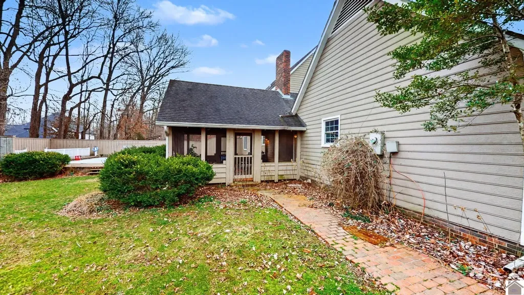 1551 Oxford Drive Murray KY 42071