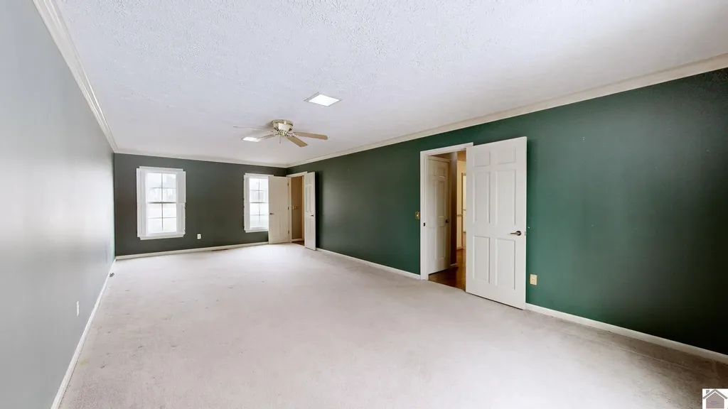 1551 Oxford Drive Murray KY 42071