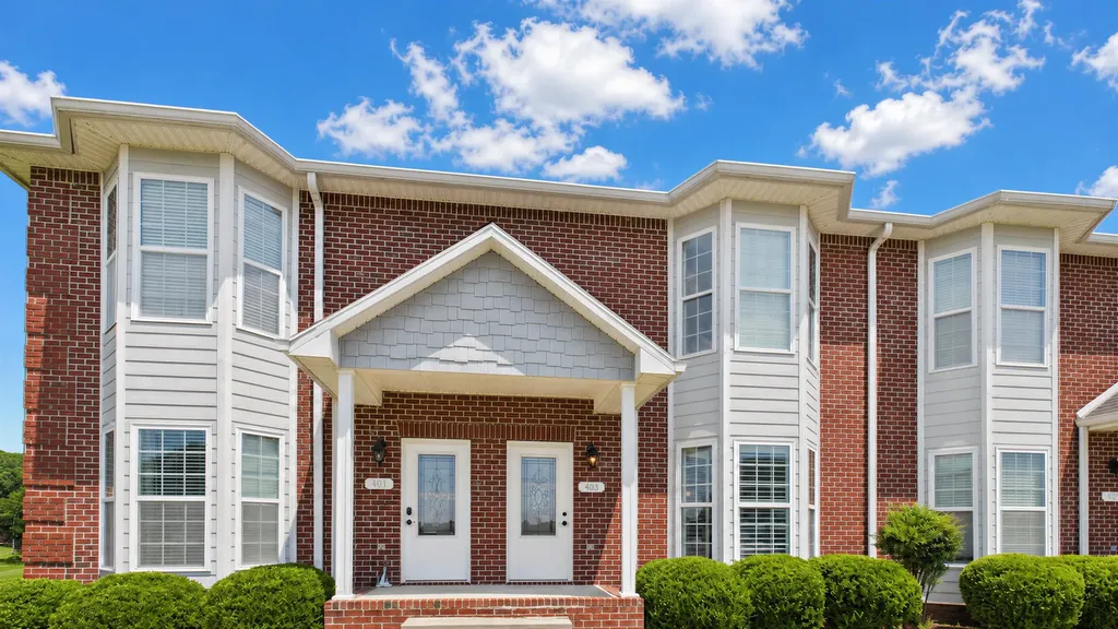 403 Moon Bay Drive Kuttawa KY 42055