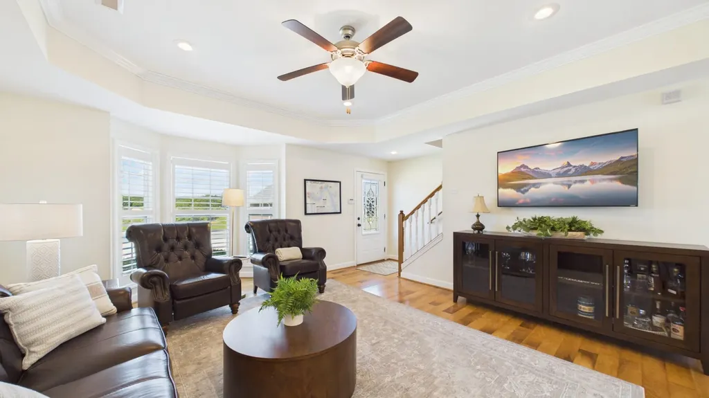 403 Moon Bay Drive Kuttawa KY 42055