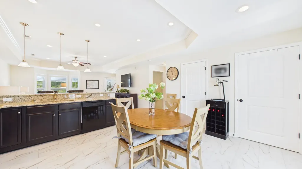 403 Moon Bay Drive Kuttawa KY 42055