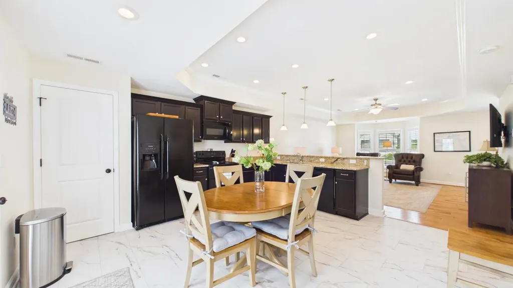 403 Moon Bay Drive Kuttawa KY 42055