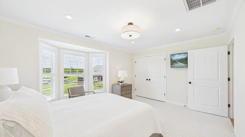 403 Moon Bay Drive Kuttawa KY 42055