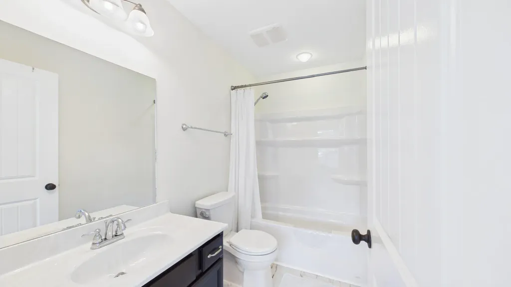 403 Moon Bay Drive Kuttawa KY 42055