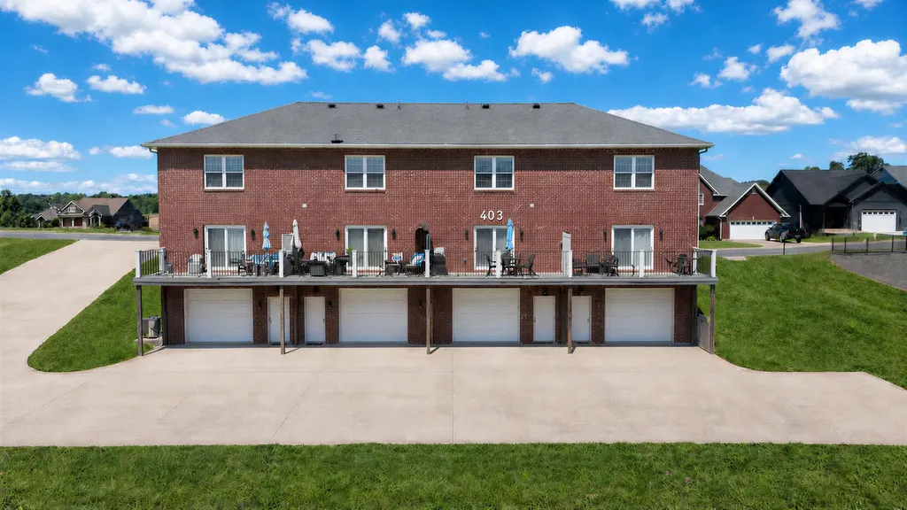 403 Moon Bay Drive Kuttawa KY 42055