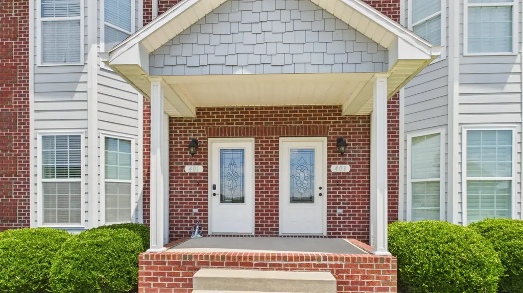 403 Moon Bay Drive Kuttawa KY 42055
