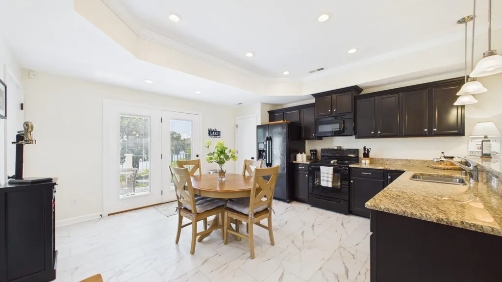 403 Moon Bay Drive Kuttawa KY 42055