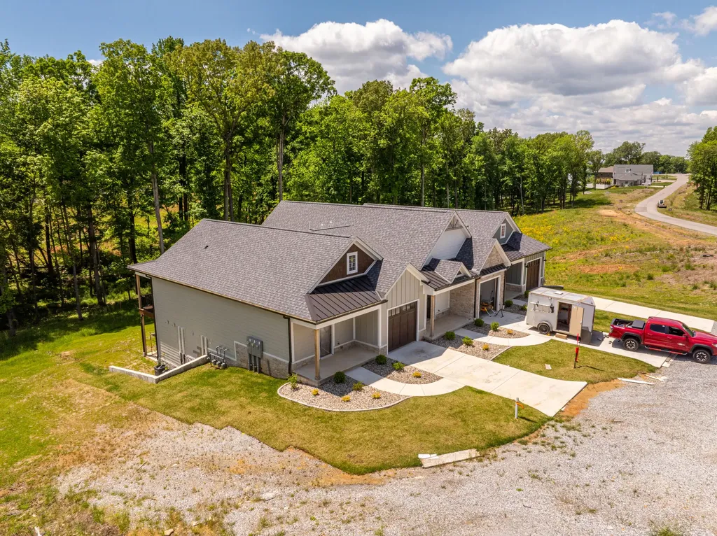 757 Eagle Point Drive Grand Rivers KY 42045
