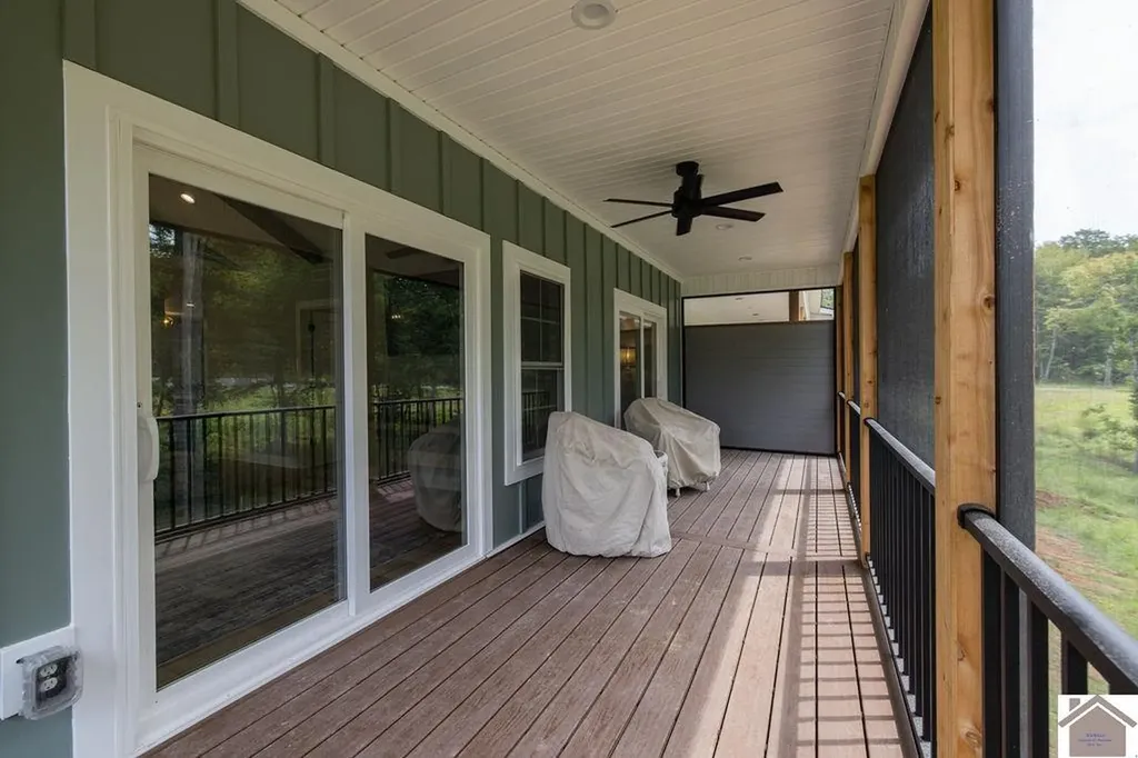 757 Eagle Point Drive Grand Rivers KY 42045