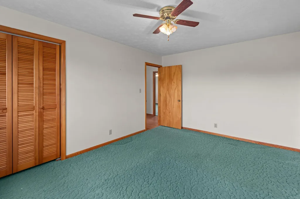 1055 Graves Road Stamping Ground KY 40379