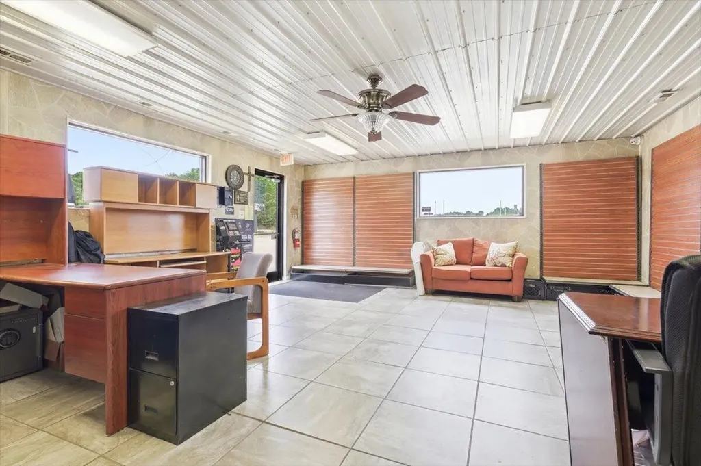 9171 S U.s. Highway 25 Corbin KY 40701