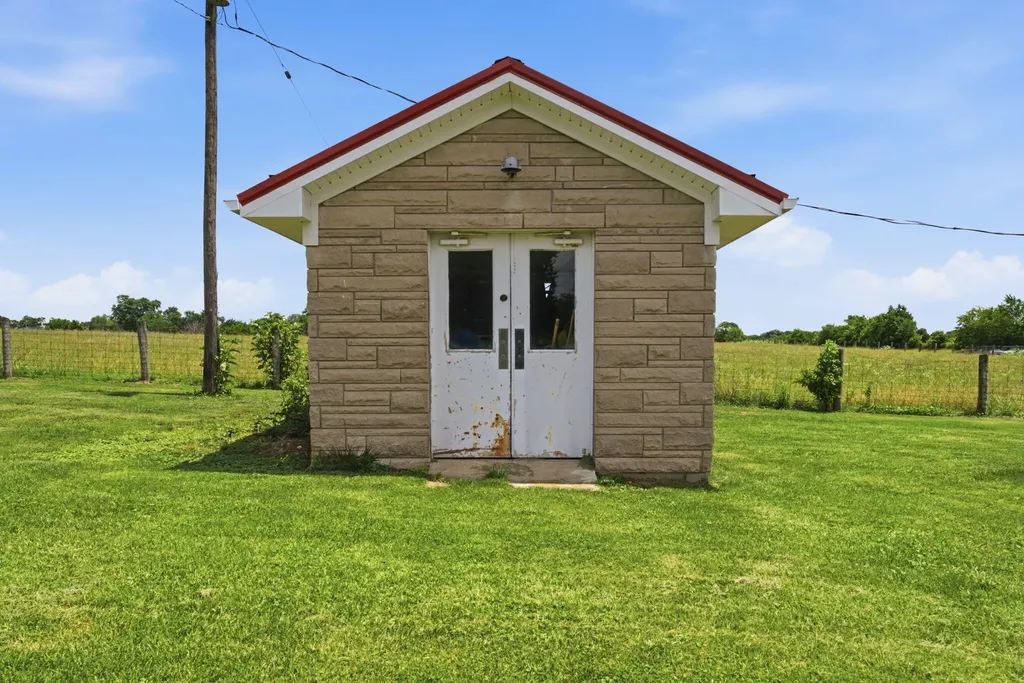3341 Irvine Road Richmond KY 40475