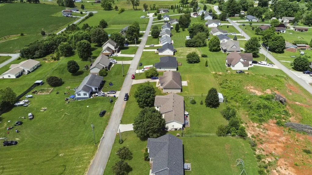 216 Surrey Way Science Hill KY 42553