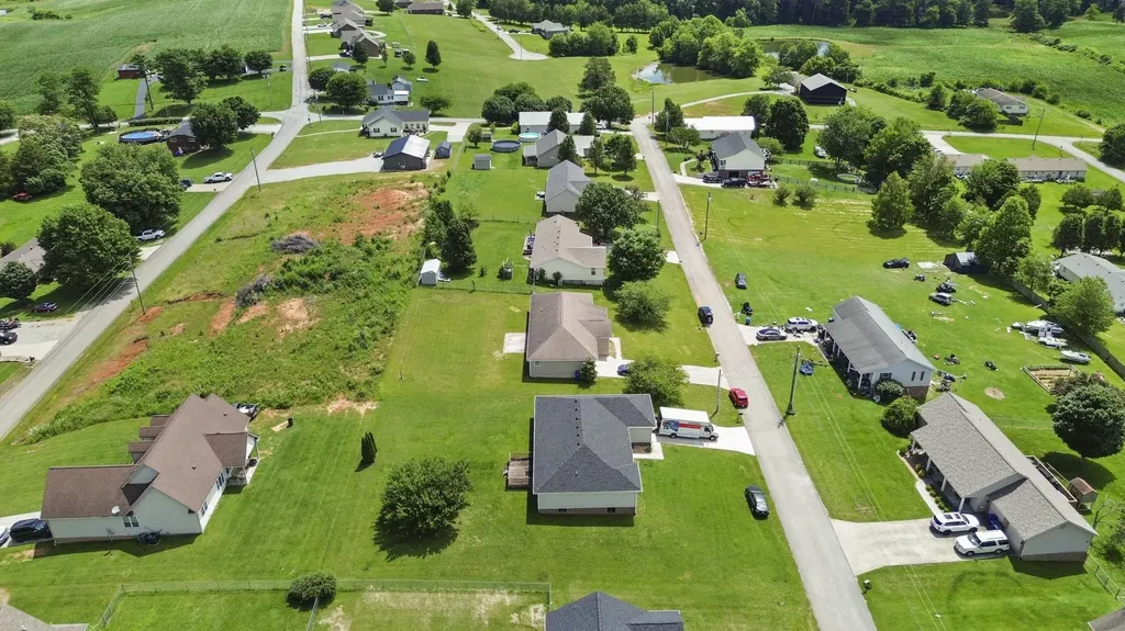 216 Surrey Way Science Hill KY 42553