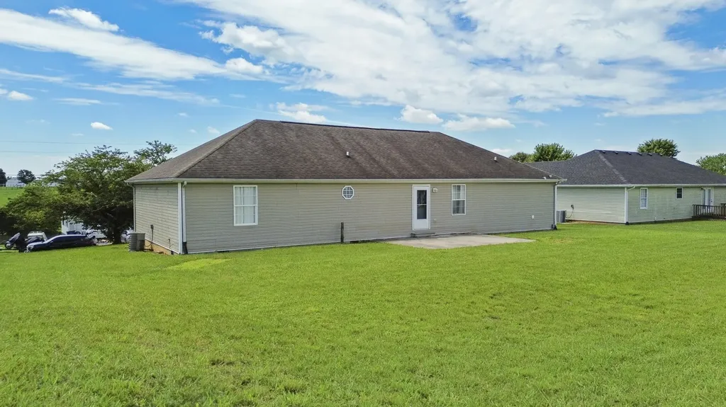 216 Surrey Way Science Hill KY 42553
