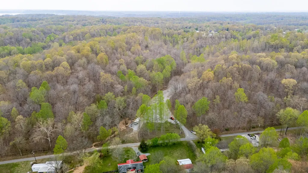 620 Perry Springs Road Eddyville KY 42038