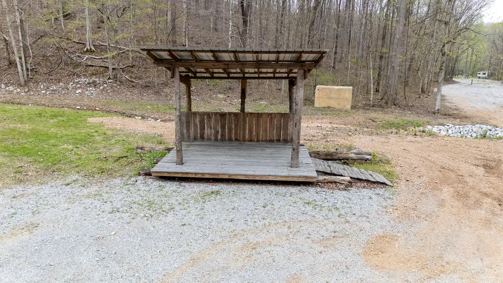 620 Perry Springs Road Eddyville KY 42038