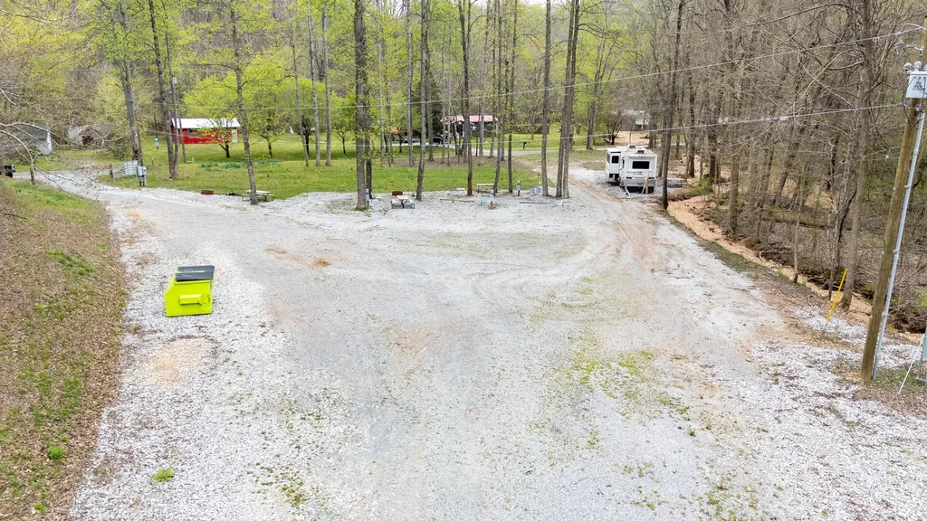 620 Perry Springs Road Eddyville KY 42038