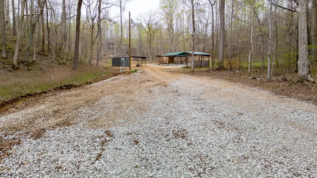 620 Perry Springs Road Eddyville KY 42038