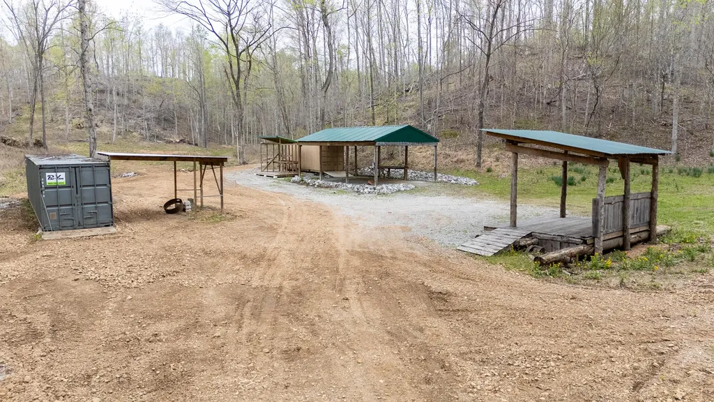 620 Perry Springs Road Eddyville KY 42038