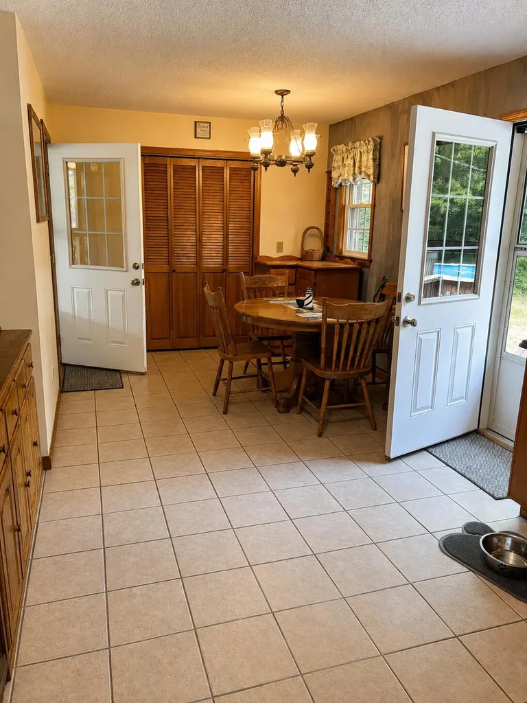 13019 Kentucky 70 Yosemite KY 42566