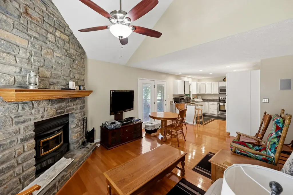 296 Ridge Runner Road Lancaster KY 40444