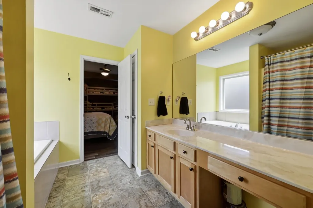 163 Santa Barbara Boulevard Georgetown KY 40324