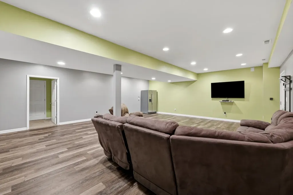 163 Santa Barbara Boulevard Georgetown KY 40324