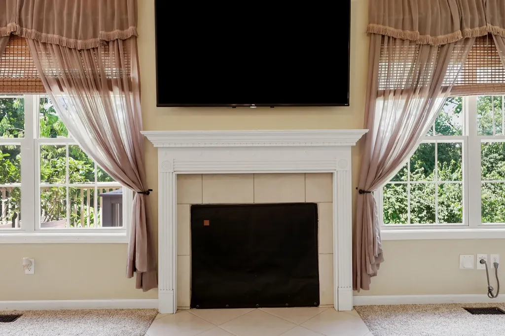 163 Santa Barbara Boulevard Georgetown KY 40324
