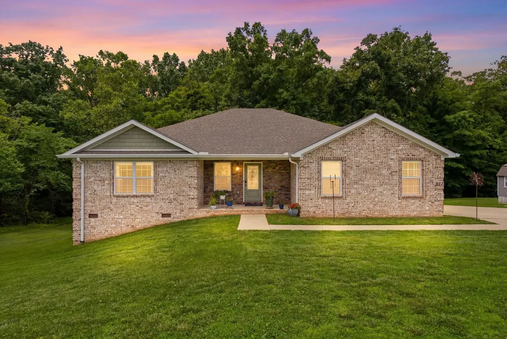 256 Waco Heights Waco KY 40385