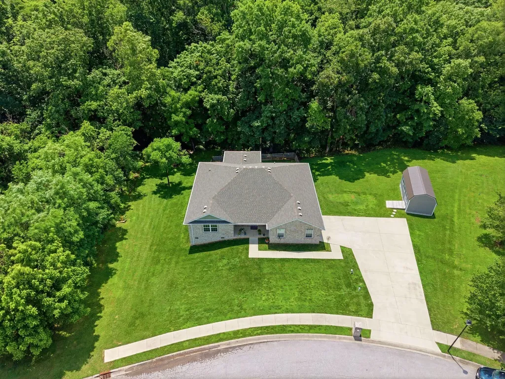 256 Waco Heights Waco KY 40385