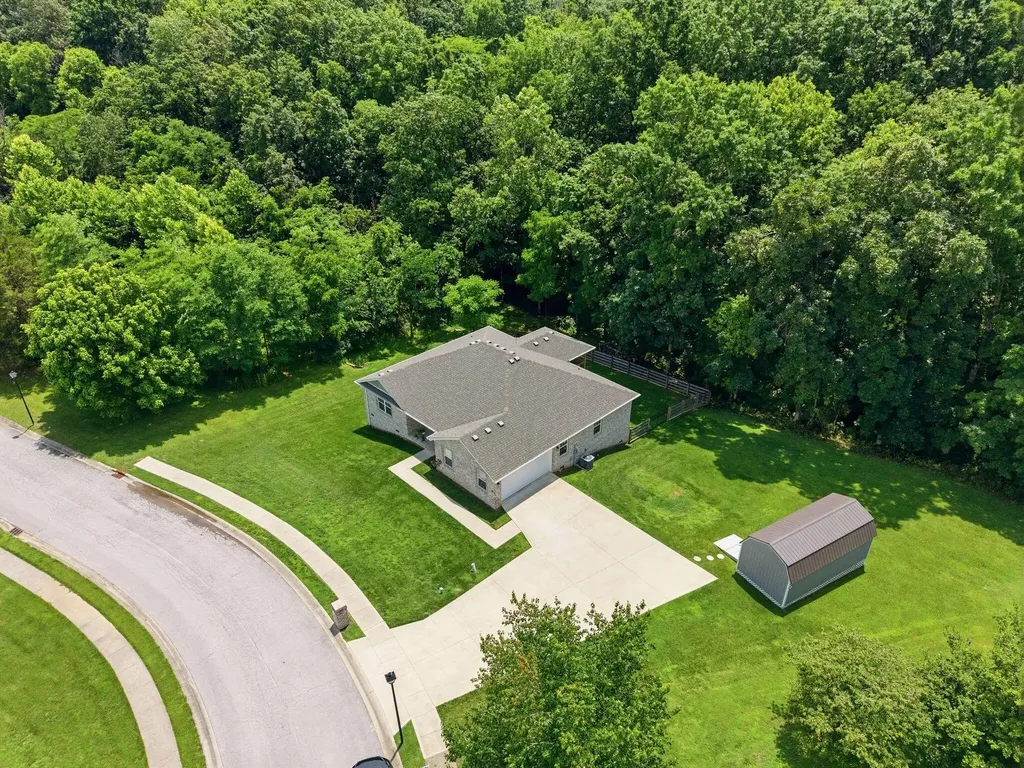 256 Waco Heights Waco KY 40385