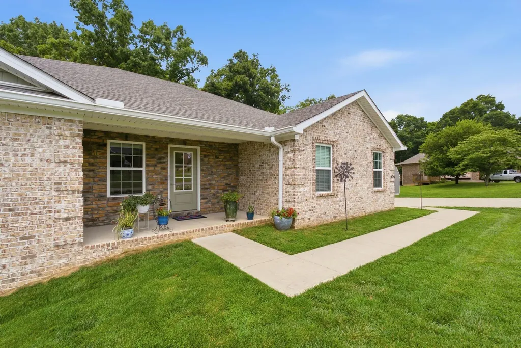 256 Waco Heights Waco KY 40385