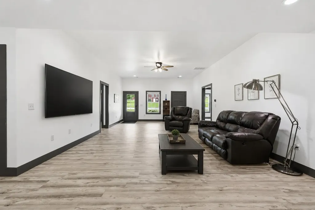 256 Waco Heights Waco KY 40385
