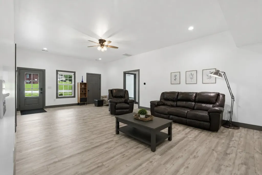 256 Waco Heights Waco KY 40385