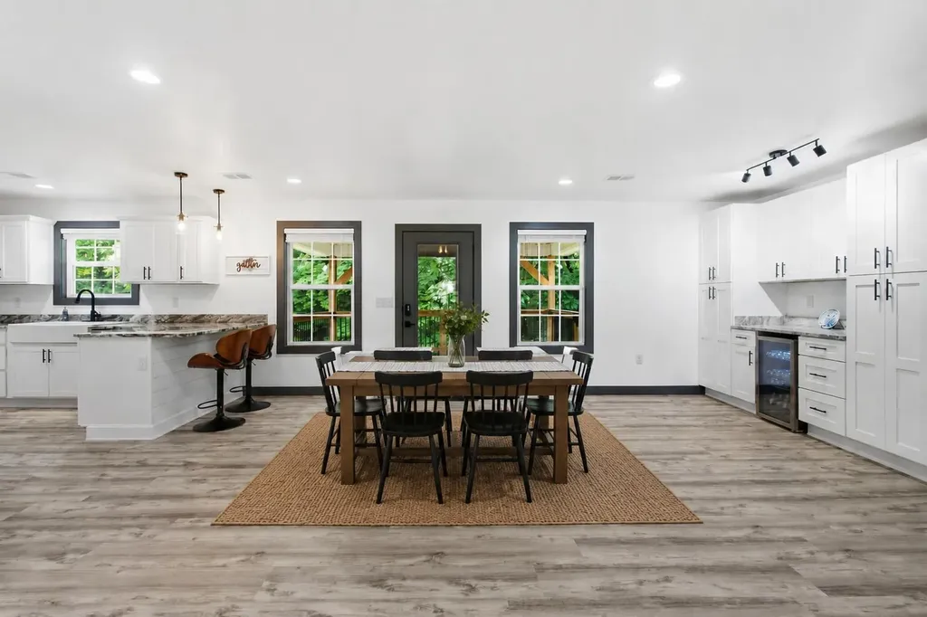 256 Waco Heights Waco KY 40385
