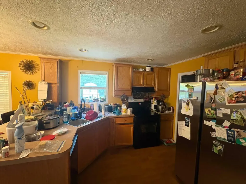 115 Lake Court Kevil KY 42053
