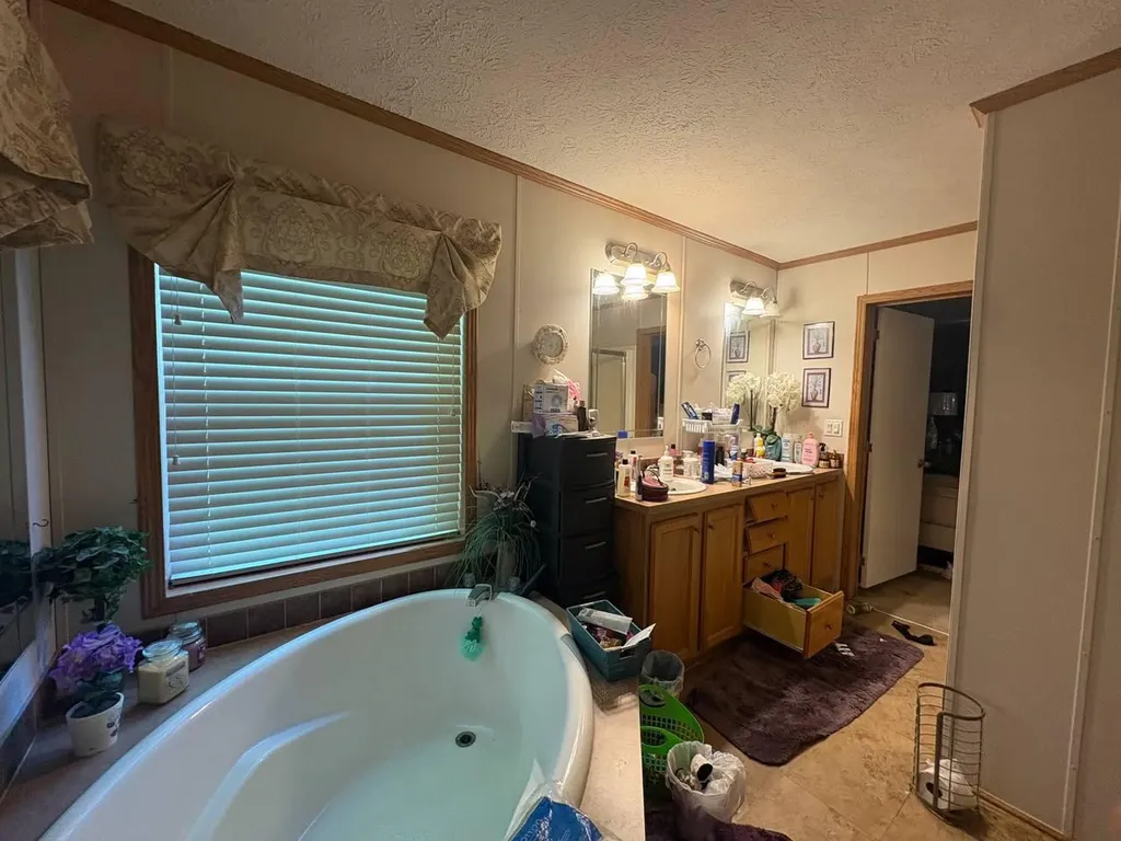 115 Lake Court Kevil KY 42053