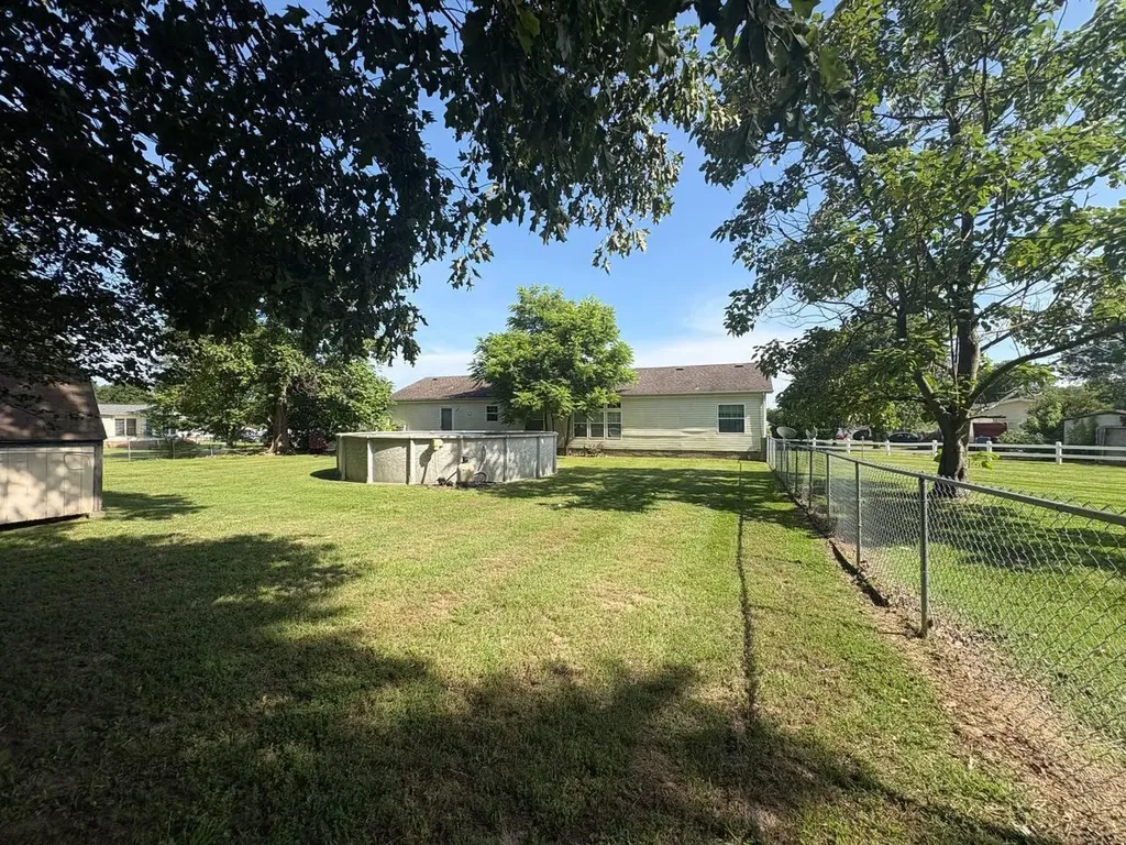 115 Lake Court Kevil KY 42053