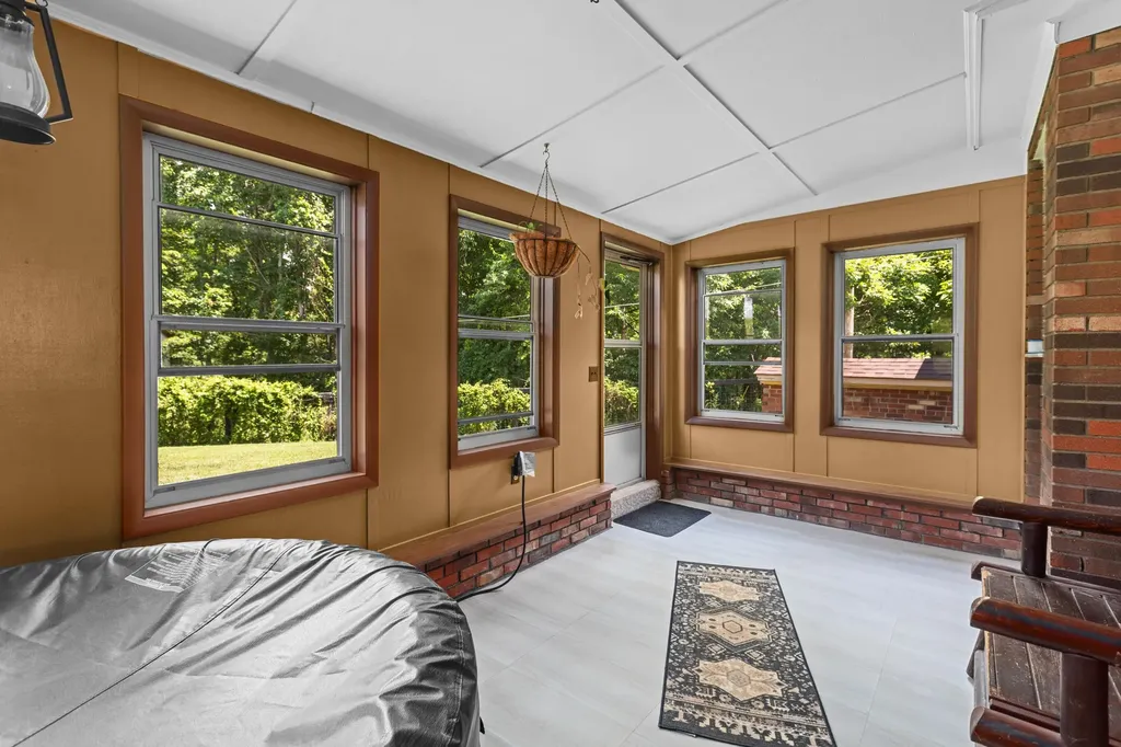 3695 Tarr Ridge Road Frenchburg KY 40322