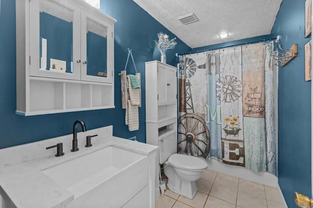3695 Tarr Ridge Road Frenchburg KY 40322